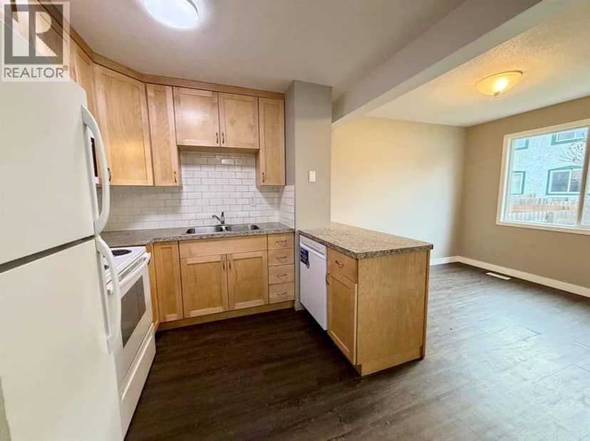 29, 110 Tamarack Avenue, Hinton, photo 5
