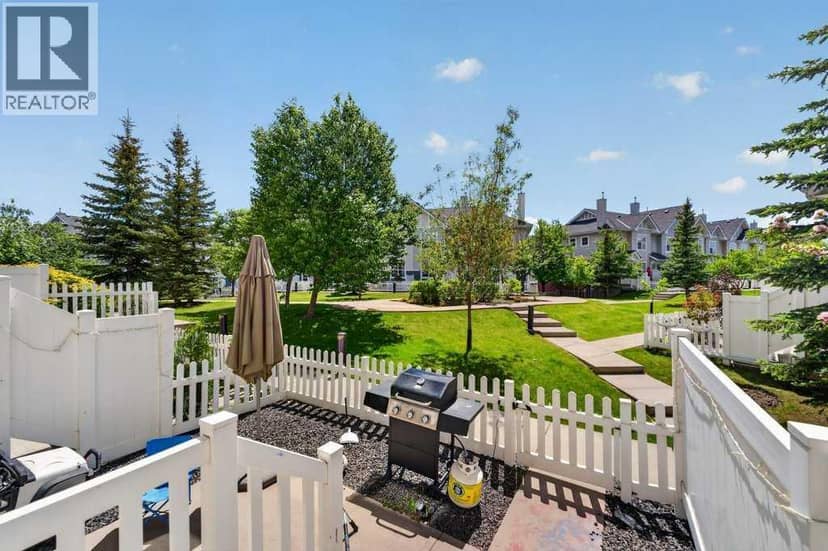 3031 New Brighton Gardens SE, Calgary, photo 3