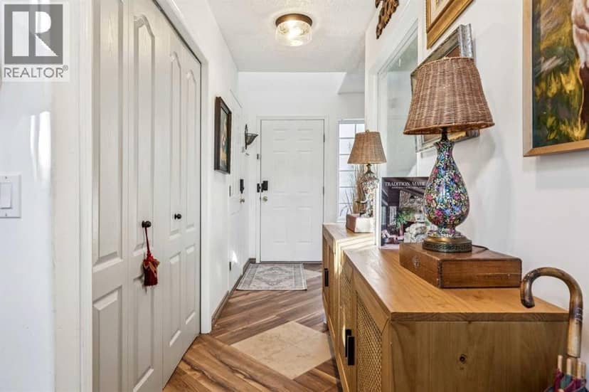 905 Patterson View SW, Calgary, photo 3