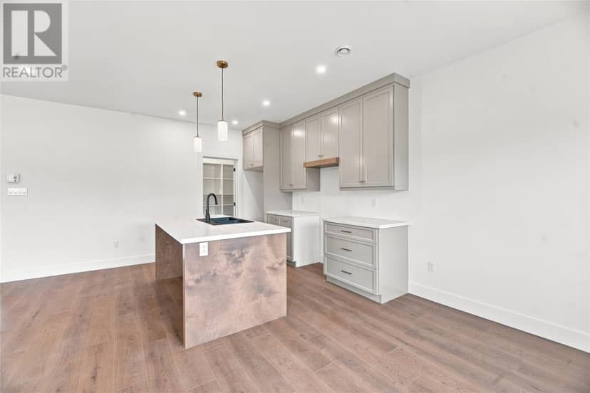 102 Trenton Drive, Paradise, photo 6