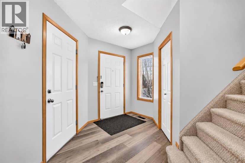 140 Everstone Way SW, Calgary, photo 3