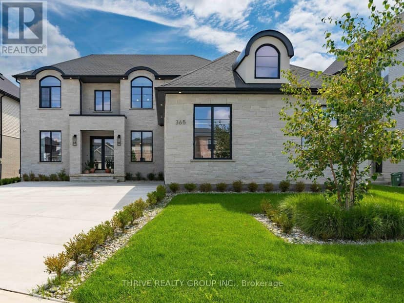 365 Manhattan Drive, London South, photo 3