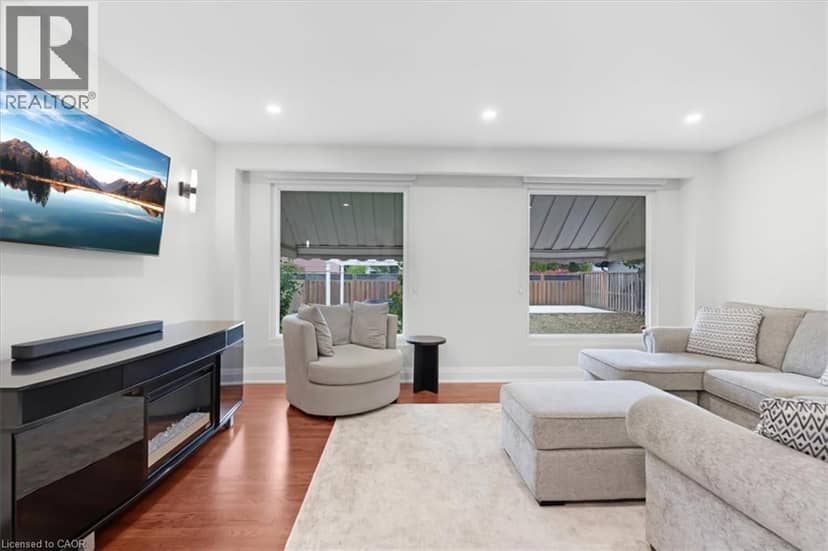 31 BERRISFIELD Crescent, Hamilton, photo 7