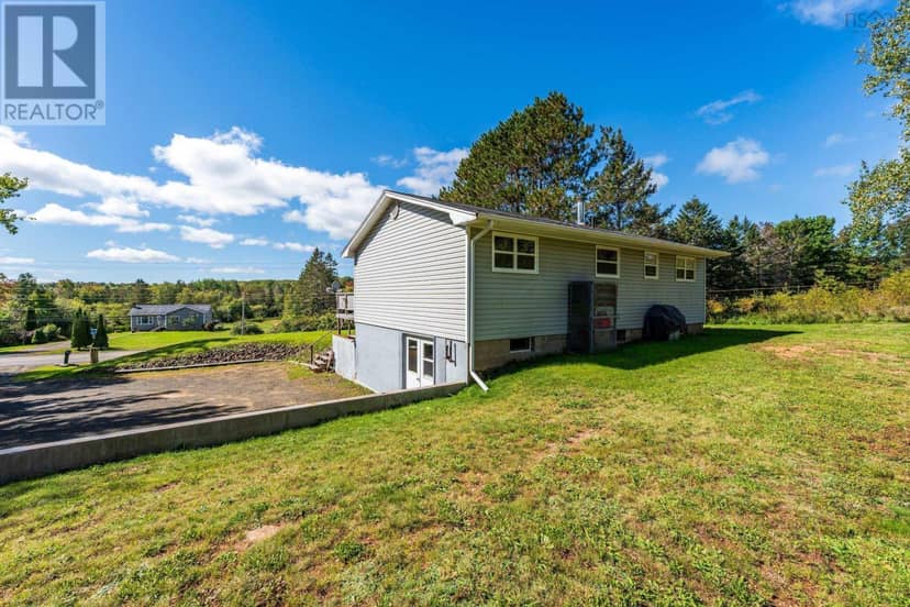 134 Parker Mountain Road, Granville Ferry, photo 3