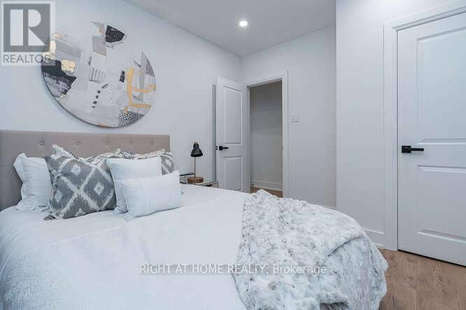 157 Woodycrest Avenue N, Toronto, photo 8