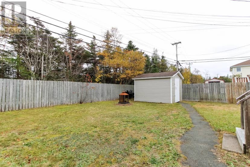 45 Penney Crescent, St. John's, photo 2