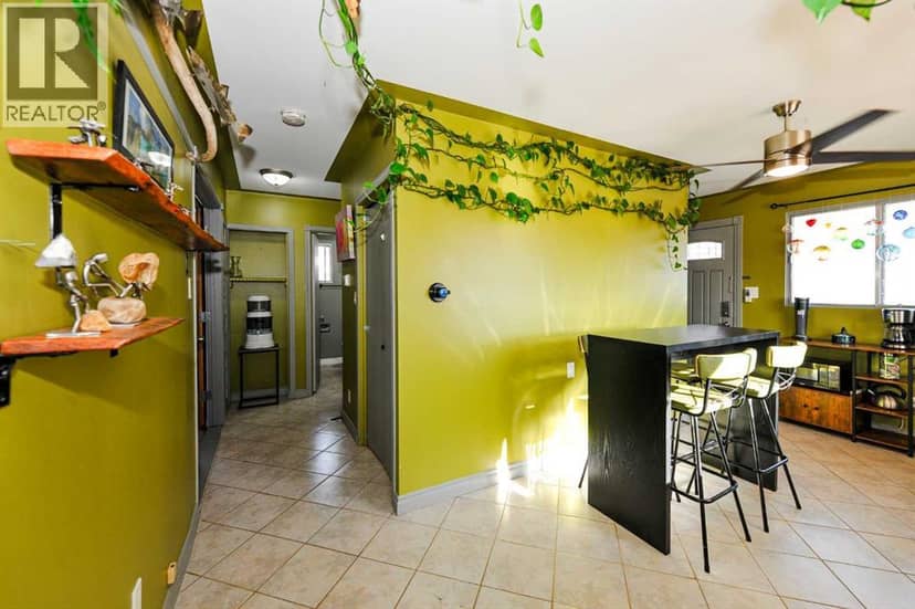5420 50 Avenue, Camrose, photo 6