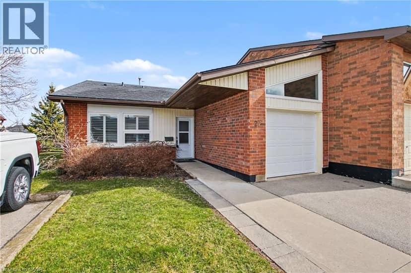 22 SISTER KERN Terrace, Hamilton, photo 2