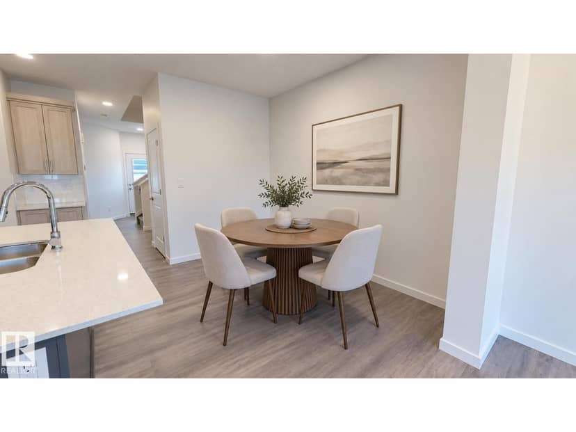 3676 Erlanger RD NW, Edmonton, photo 8