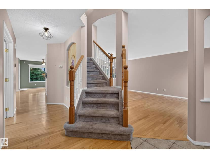 627 Wotherspoon Cl NW, Edmonton, photo 4
