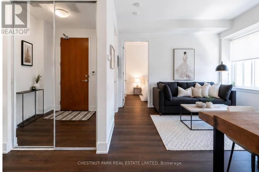 320 - 111 St Clair Avenue W, Toronto, photo 2