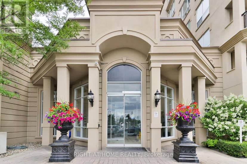 305 - 8 Maison Parc Court, Vaughan, photo 3