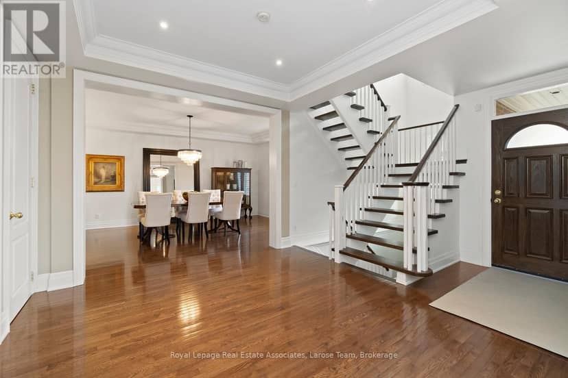 562 Gladwyne Court, Mississauga, photo 7