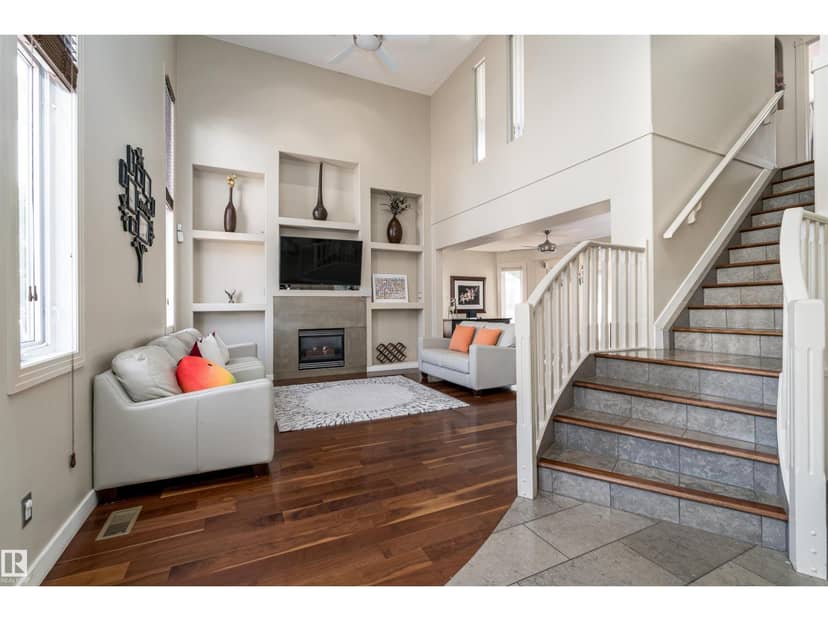 446 Ormsby Rd NW, Edmonton, photo 5