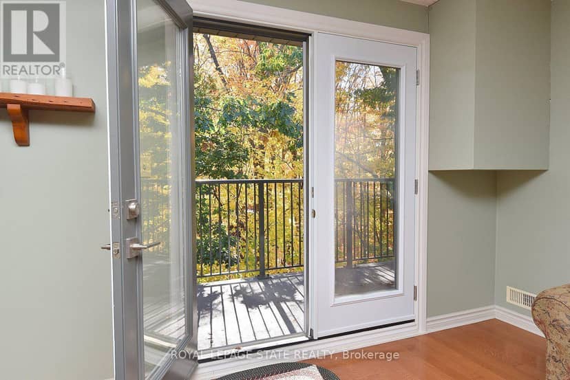 313 - 2030 Cleaver Avenue W, Burlington, photo 5