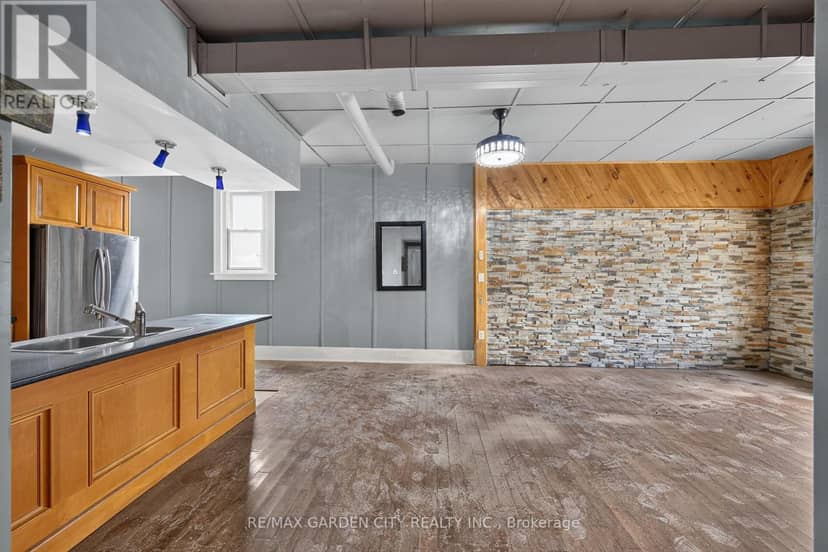 192 Townline Street N, Norfolk, photo 5