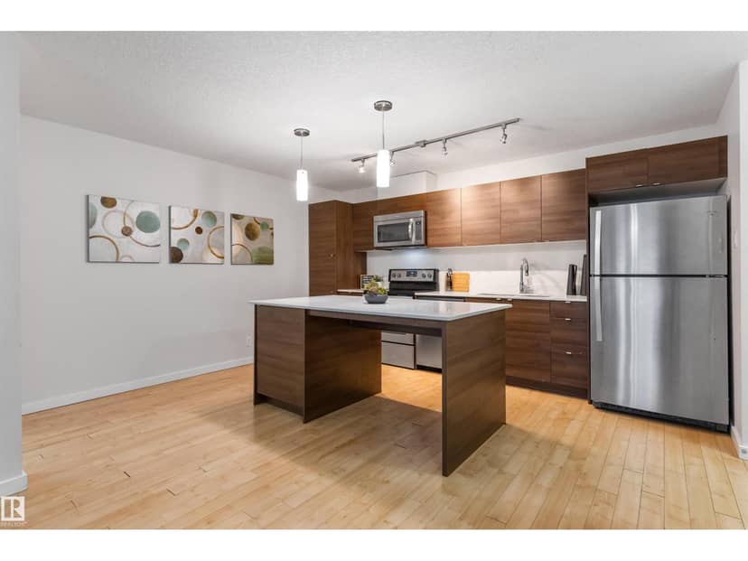 #110 9517 160 AV NW, Edmonton, photo 4