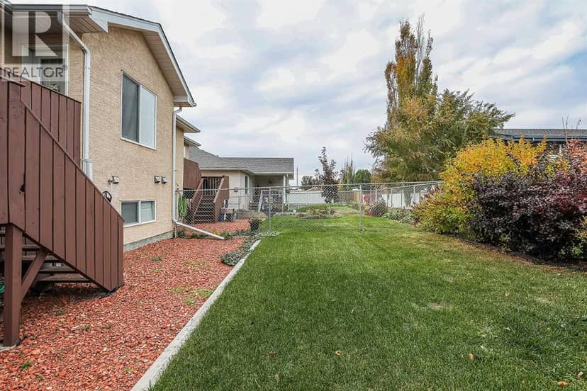20 Taylor Mews SE, Medicine Hat, photo 7