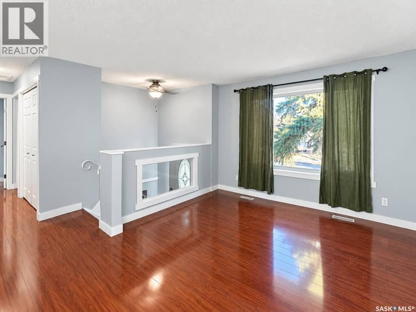 5309 2nd AVENUE N, Regina, photo 2