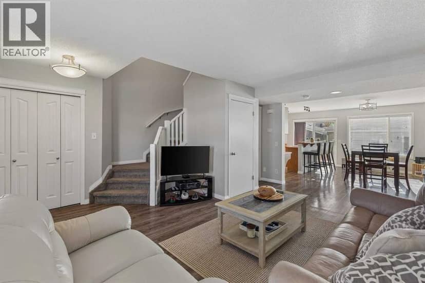 140 Prestwick Villas SE, Calgary, photo 4