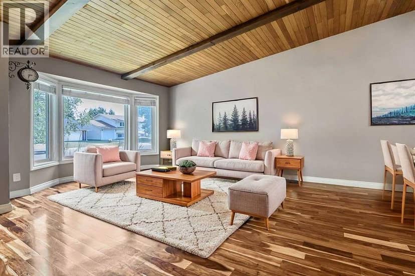 163 Woodburn Crescent, Okotoks