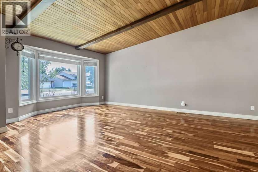 163 Woodburn Crescent, Okotoks, photo 7