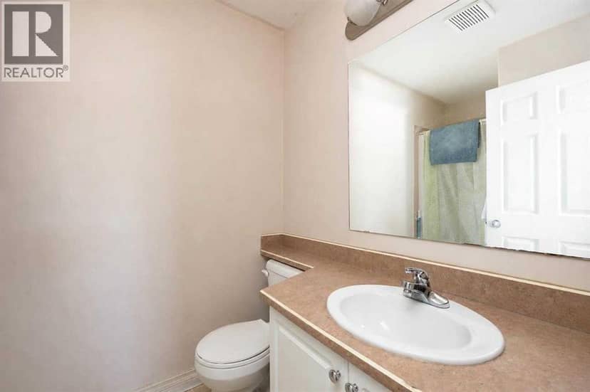 300, 243 Gregoire Drive, Fort McMurray, photo 7