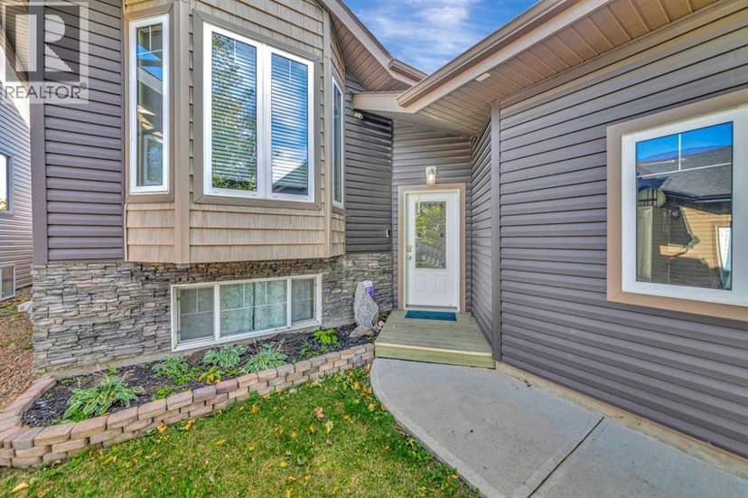 3701 41 Avenue, Lloydminster, photo 2