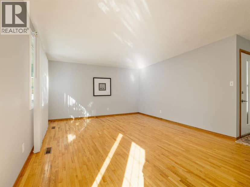 3302 20th Avenue S, Lethbridge, photo 6