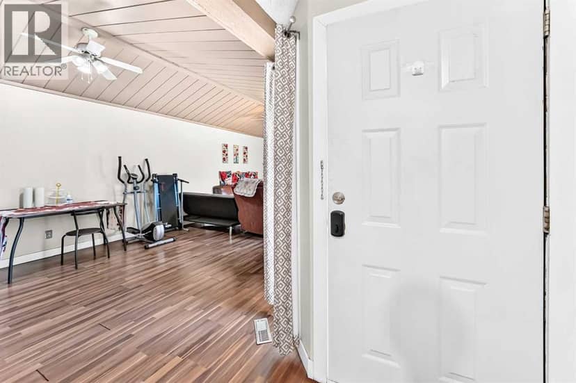 130, 5404 10 Avenue SE, Calgary, photo 4