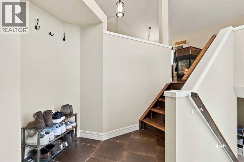 60 Hidden Green NW, Calgary, photo 4