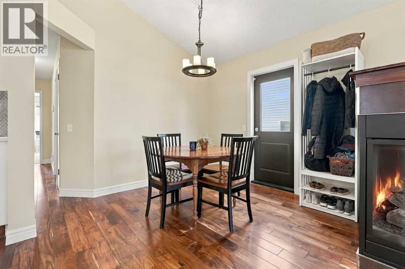 60 Hidden Green NW, Calgary, photo 8