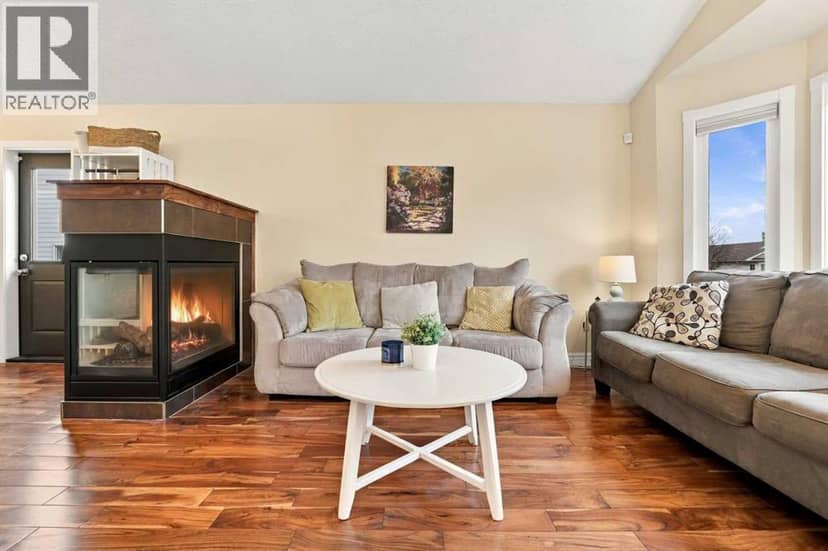 60 Hidden Green NW, Calgary, photo 6