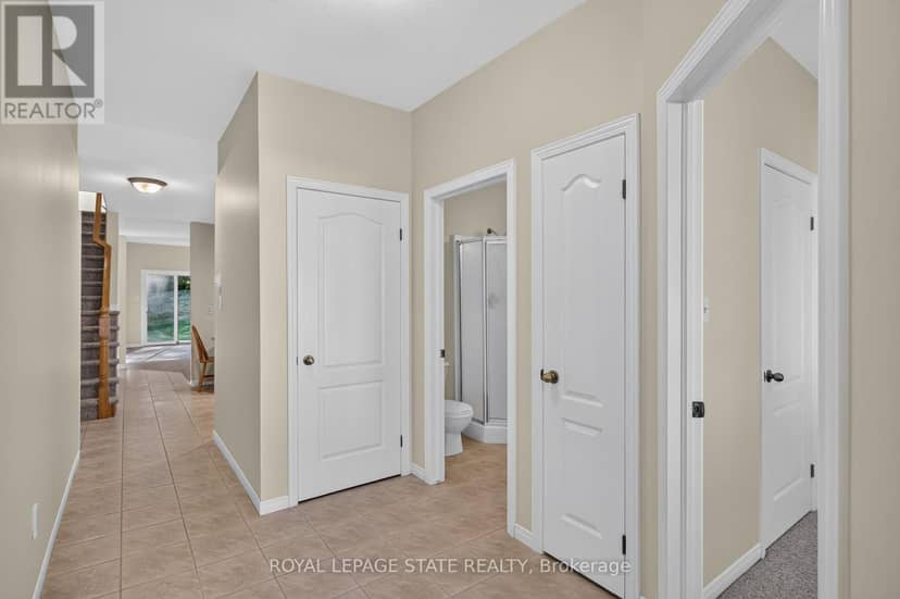 65 - 566 Southridge Drive, Hamilton, photo 6