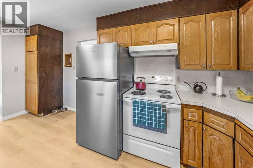 2658 11 Avenue SE, Calgary, photo 6