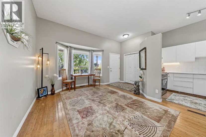 73 Hidden Valley Villas NW, Calgary, photo 8