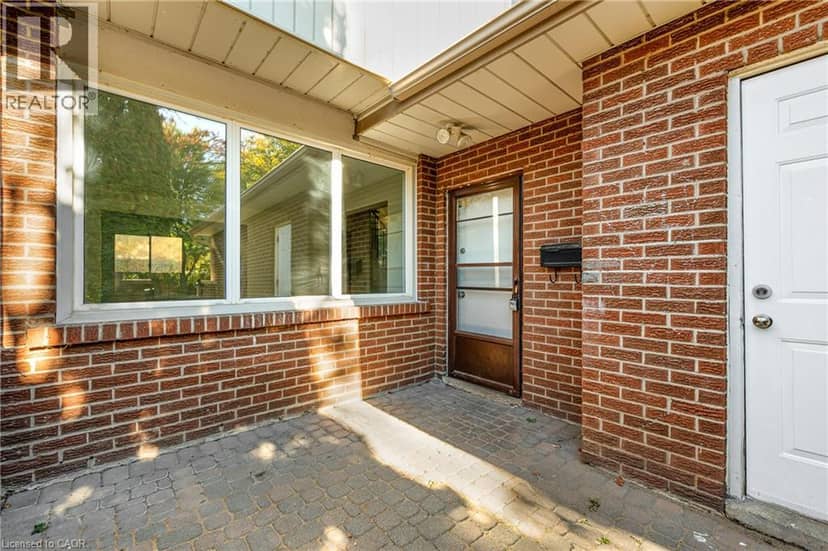 5175 BANTING Court, Burlington, photo 2