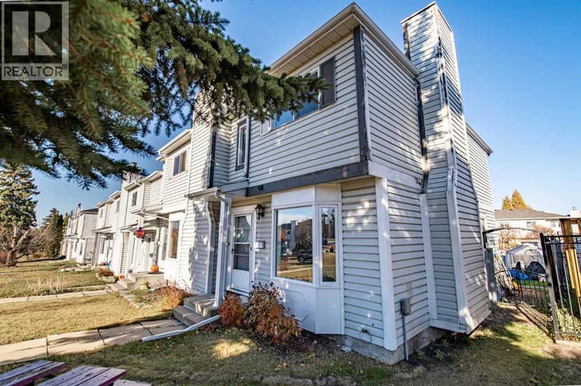 6 Ellenwood Drive, Red Deer, photo 2