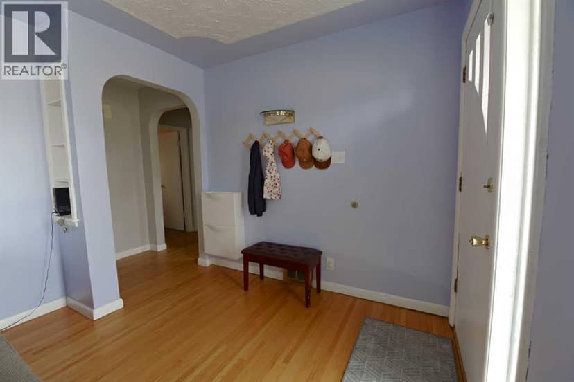 510 10 Street N, Lethbridge, photo 4