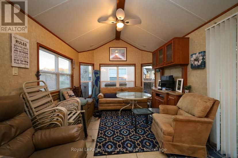 486 County Road 18 - 3 Bayside Lane, Prince Edward County, photo 5