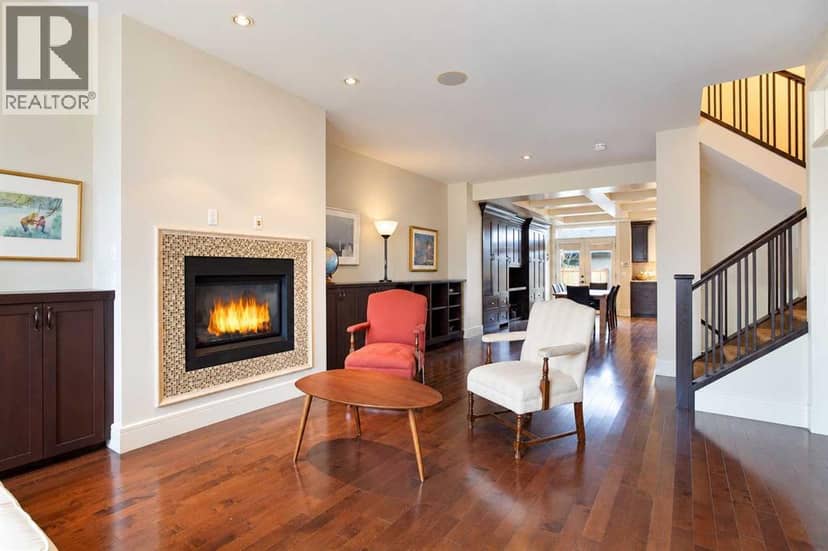 2134 3 Avenue NW, Calgary, photo 4