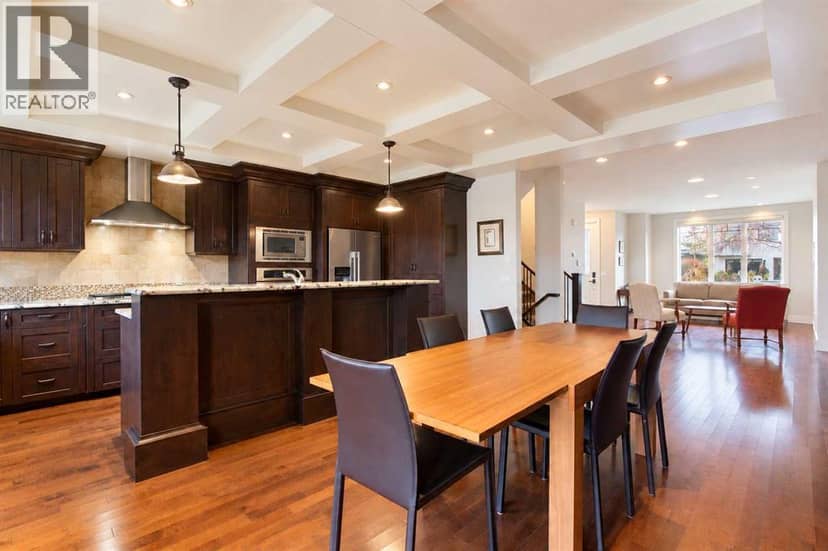 2134 3 Avenue NW, Calgary, photo 8
