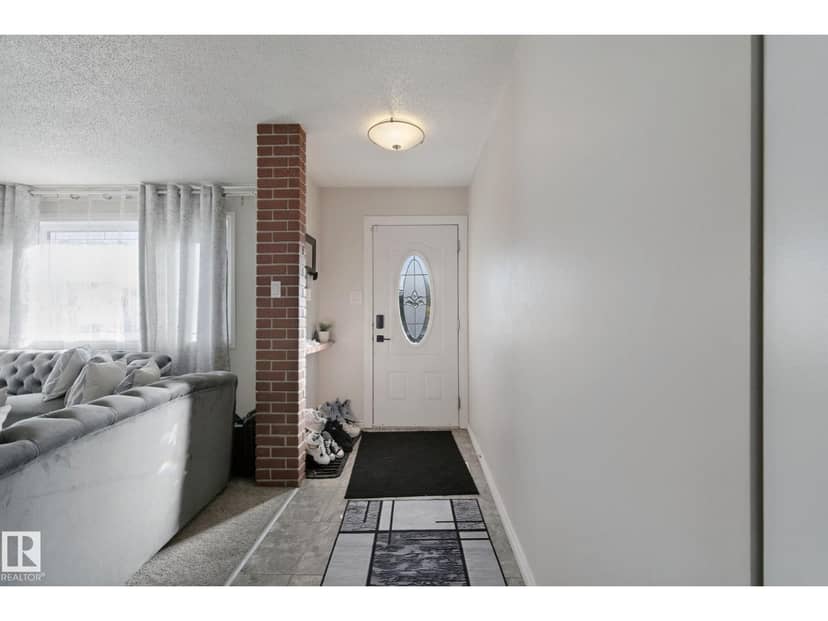 7332 149A AV NW, Edmonton, photo 2