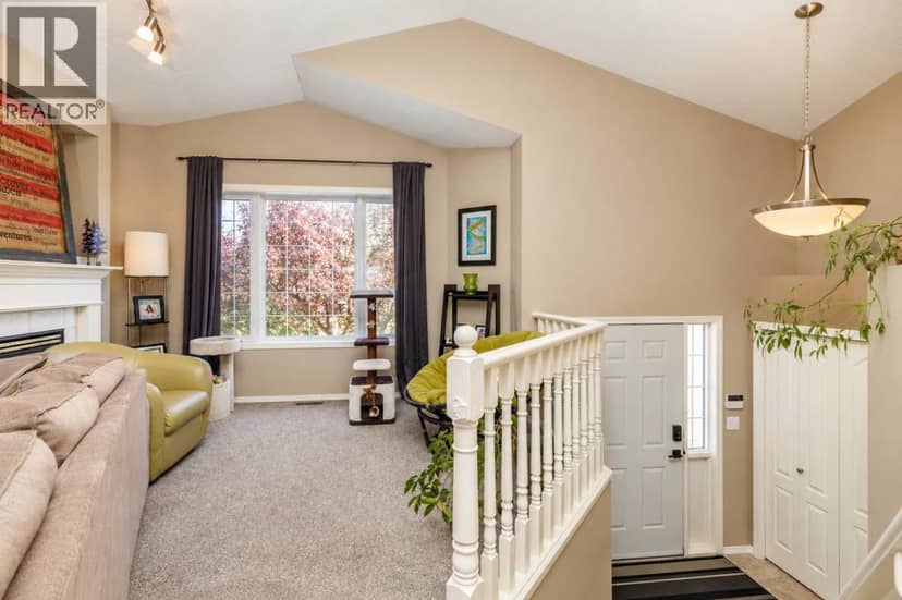 8 Daines Avenue, Red Deer, photo 4