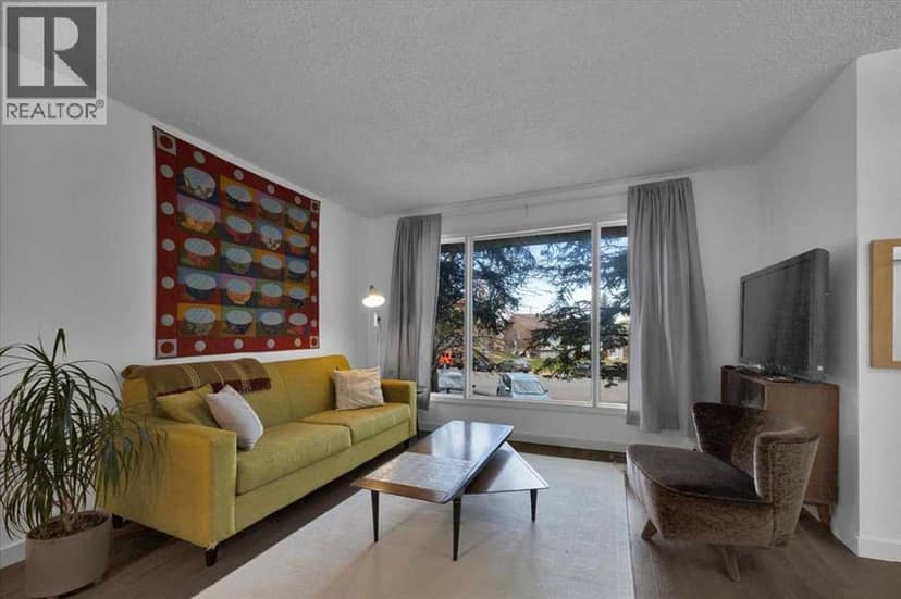 35 Berkley Court NW, Calgary, photo 5