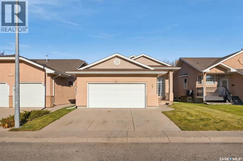 107 Sears COVE, Saskatoon, photo 2