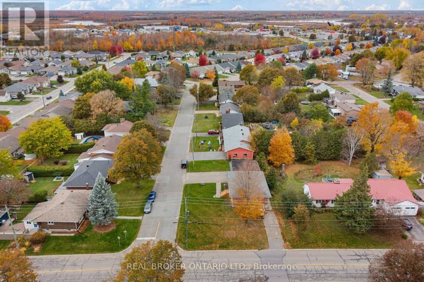 199 Andrews Avenue, Smiths Falls, photo 5