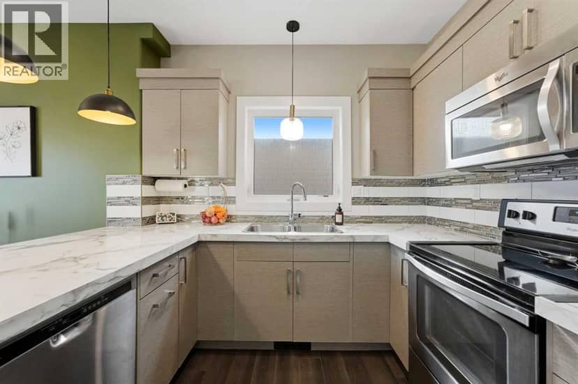 59 Village Crescent, Red Deer, photo 4