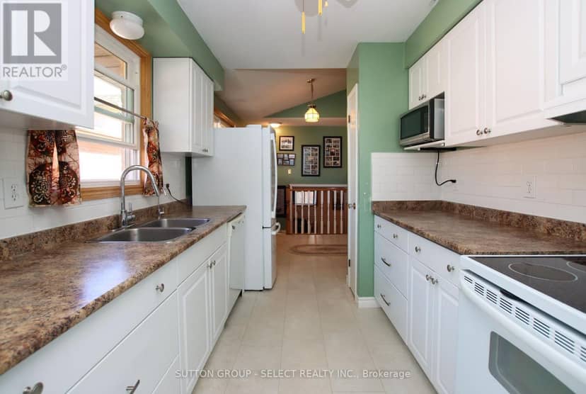 28 Corinth Court, London East, photo 5