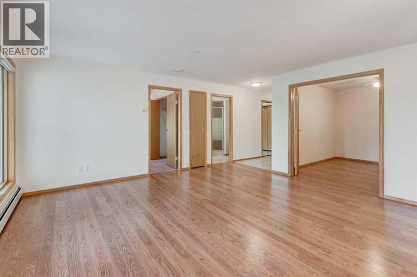 220, 7229 SIerra Morena Boulevard SW, Calgary, photo 7